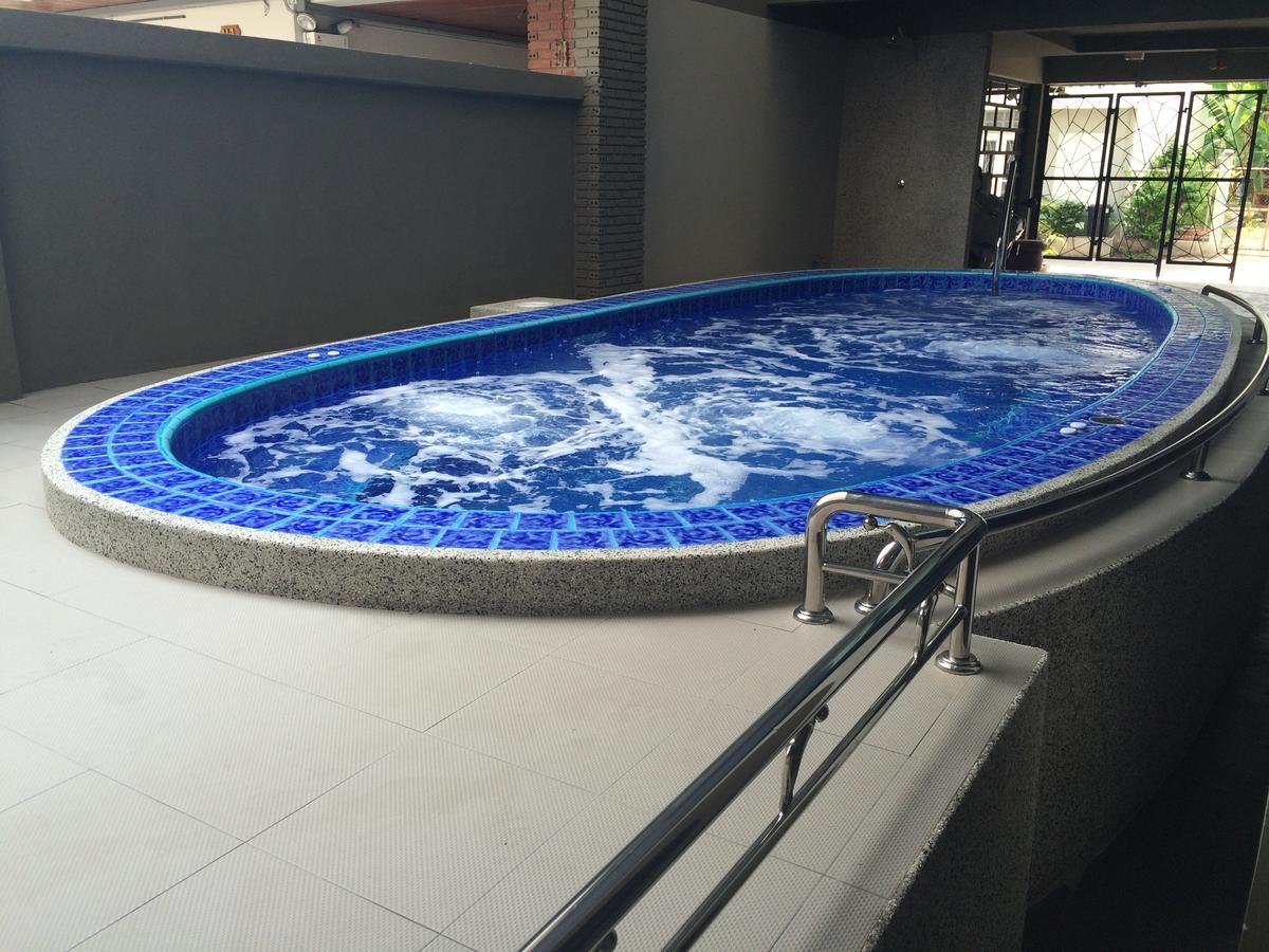 Assasa Huahin Hotel Eksteriør billede